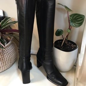 Charles David
Black Vero Cuoio Leather Mid Calf Boot